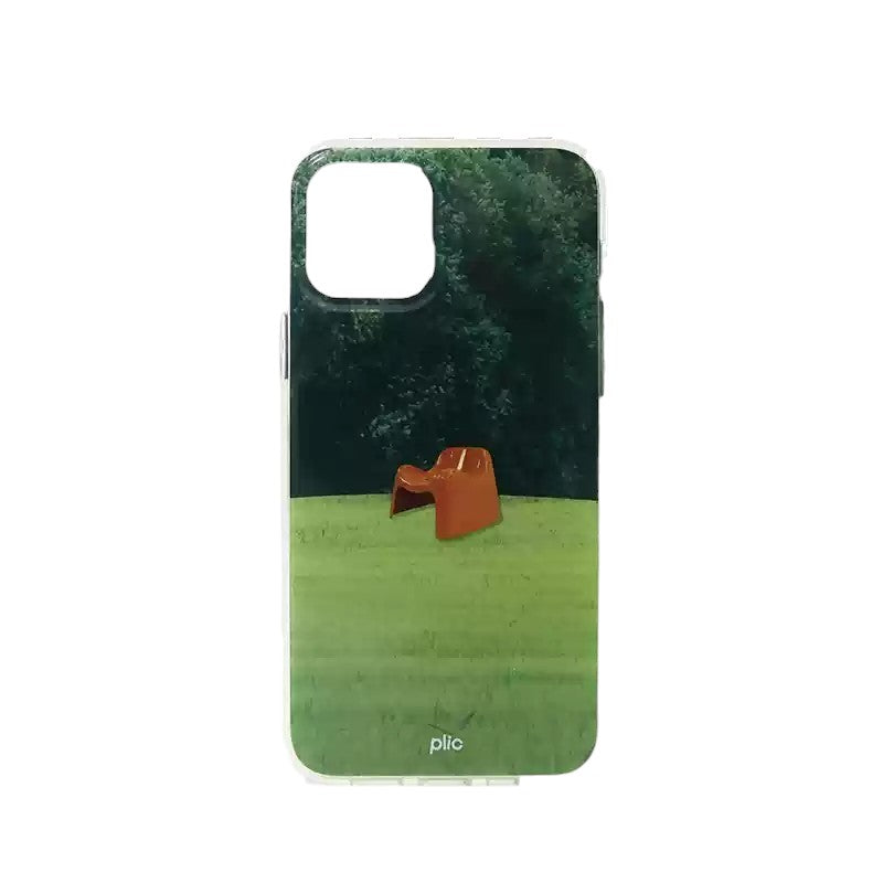 Plic Plic - Forest red chair iPhone case