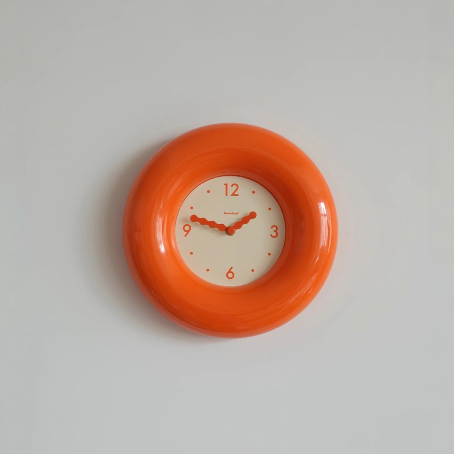 Botro Silent Wall Clock - Donut-Shaped Modern Art Decor for Living Room and Desktop (Orange)